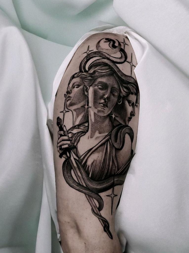 Tatouage Anne Bonny Ink